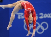 开云体育中国-范弗利特扛起全队，篮网对阵公牛的唯一性之战