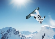 开云体育在线-满分之夜，当詹姆斯在季后赛的舞台上定义伟大