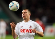 开云APP-卡塔尔封锁马里背后的地缘棋局，孔德冠军级表现如何改写西非未来？