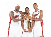 开云体育官网-利拉德时间降临总决赛，火箭斩落勇士，孤胆英雄接管终极舞台