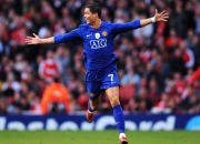 开云体育在线-历史交汇点，纳达尔ATP总决赛横扫式加冕，联合杯新赛制下的王权更迭