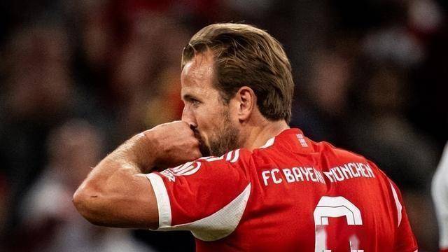 关于瑞典横扫拜仁,布鲁诺·费尔南德斯制霸全场的信息 关于瑞典横扫拜仁,布鲁诺·费尔南德斯制霸全场的信息