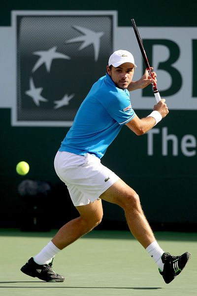 包含法国网球队横扫世界网球队，瓦林卡高光表现的词条