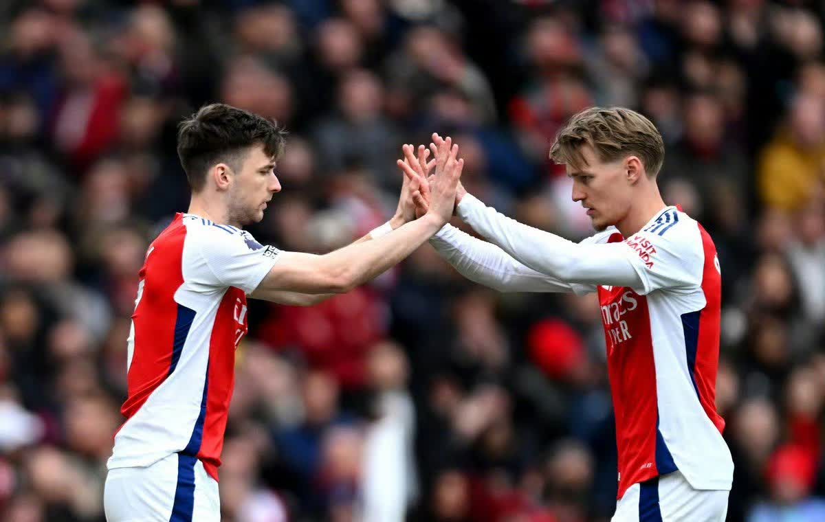 莱比锡红牛逆转瑞士,奥亚尔萨瓦尔高光表现的简单介绍 莱比锡红牛逆转瑞士,奥亚尔萨瓦尔高光表现的简单介绍