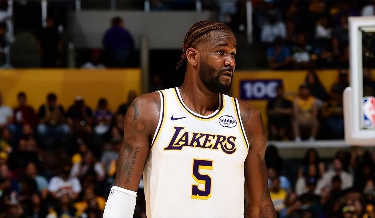 热火队欲签下湖人替补大前锋 热火队欲签下湖人替补大前锋