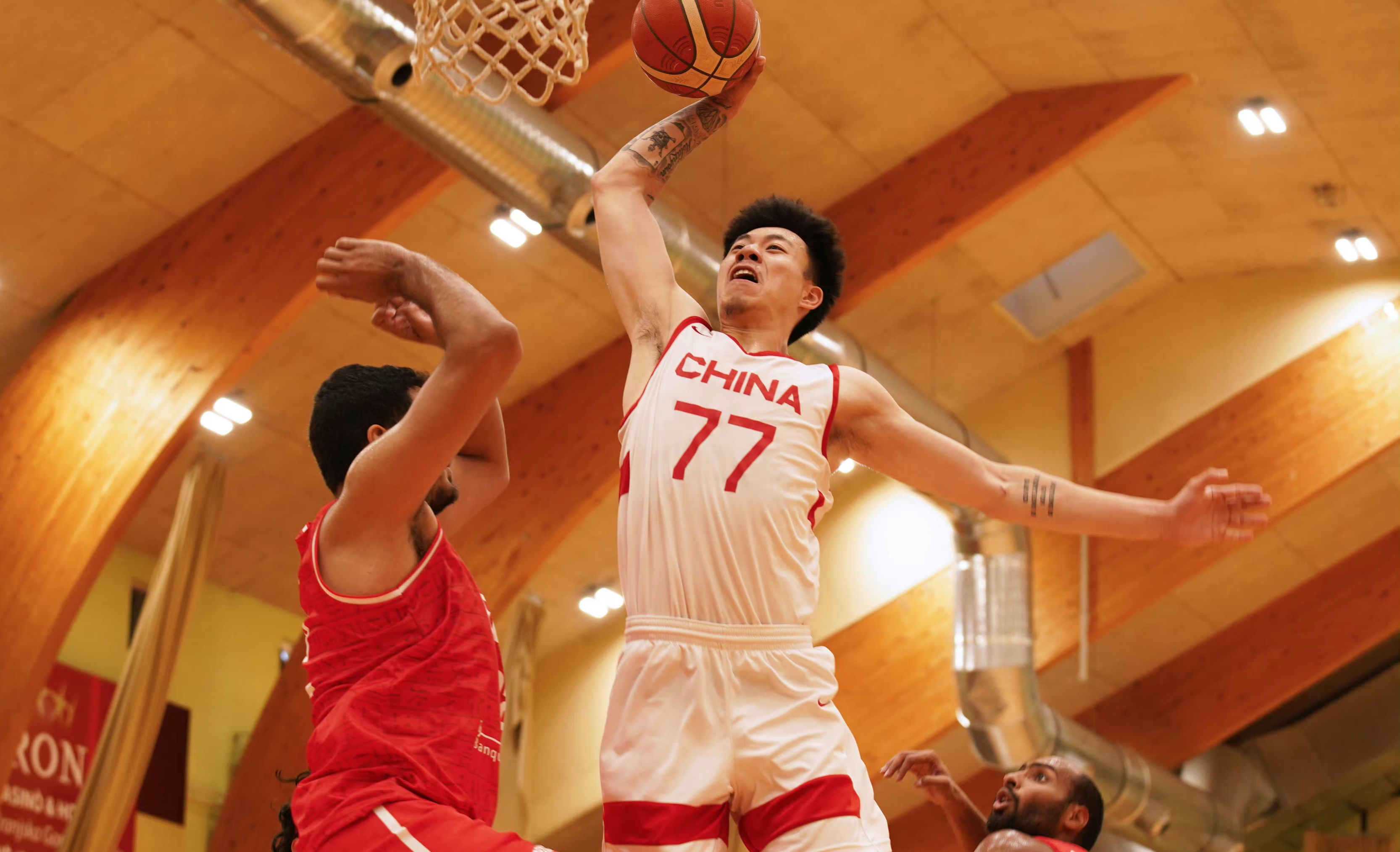 包含奇才队投入战斗，力争胜利打下强劲对手的词条