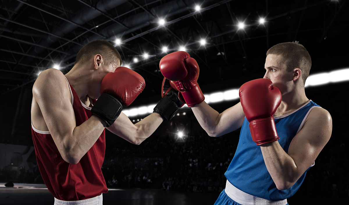 包含拳击比赛结果揭晓：拳手实力势均力敌的词条