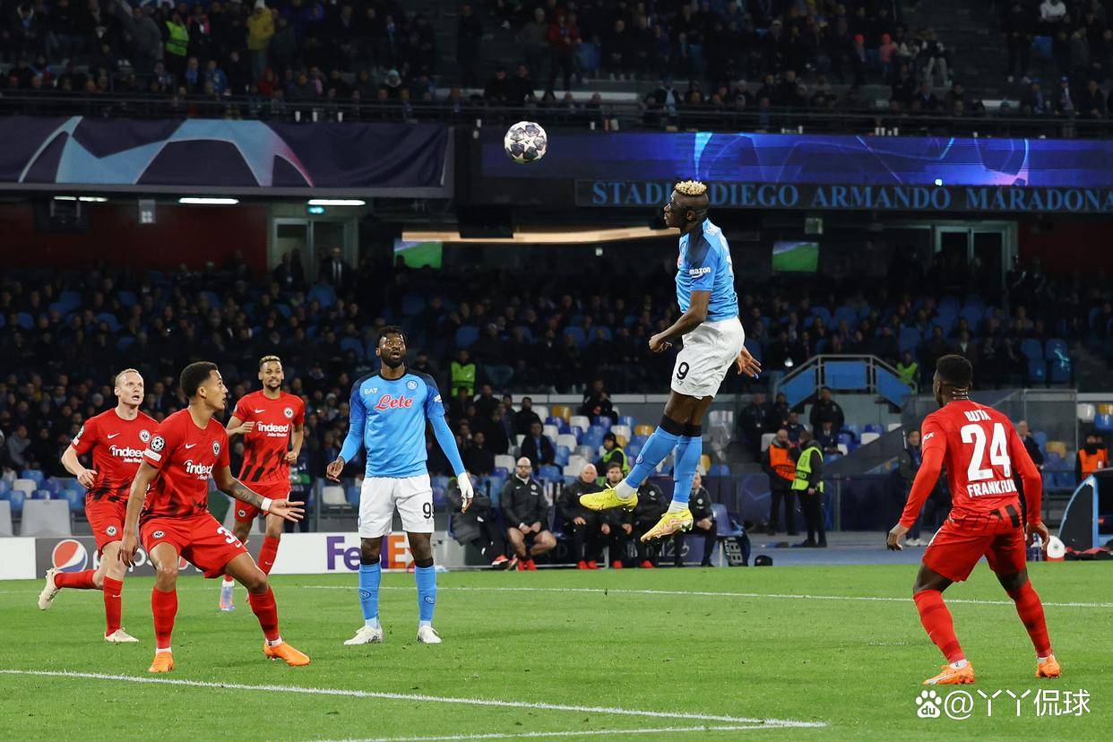 法兰克福队主场击败对手,取得一场胜利 法兰克福队主场击败对手,取得一场胜利