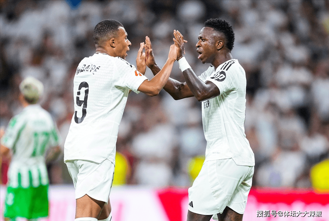 关于基尔马軹顺利取胜，主场围积分榜第二的信息