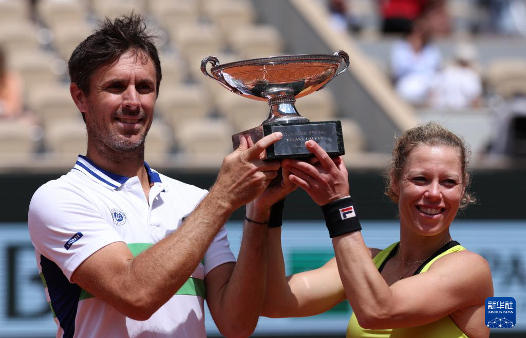 法国大胜瑞典,拿下小组第一的简单介绍 法国大胜瑞典,拿下小组第一的简单介绍