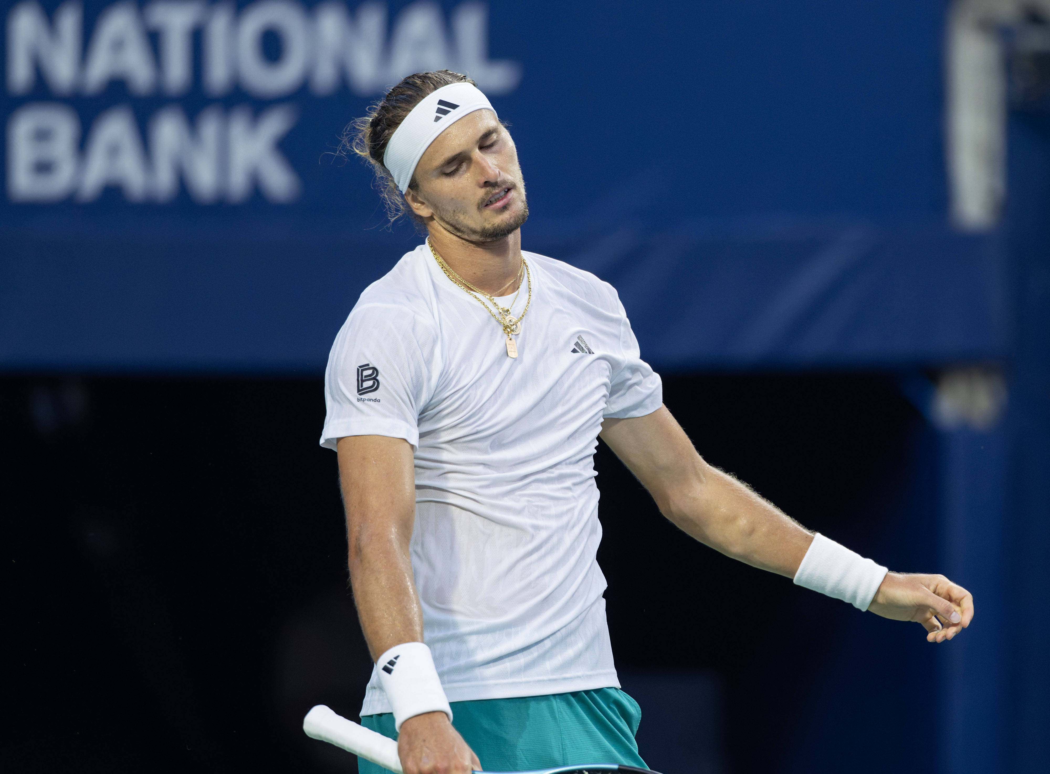 西班牙网球队鏖战美国网球队，兹维列夫绝境逆转的简单介绍