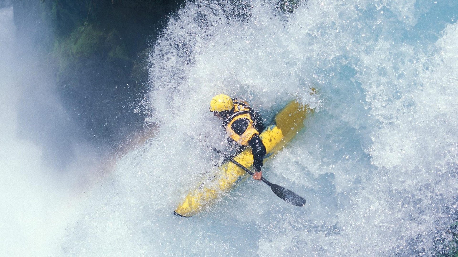 当足球遇见F1,金玟哉的赛道与智利的翻盘