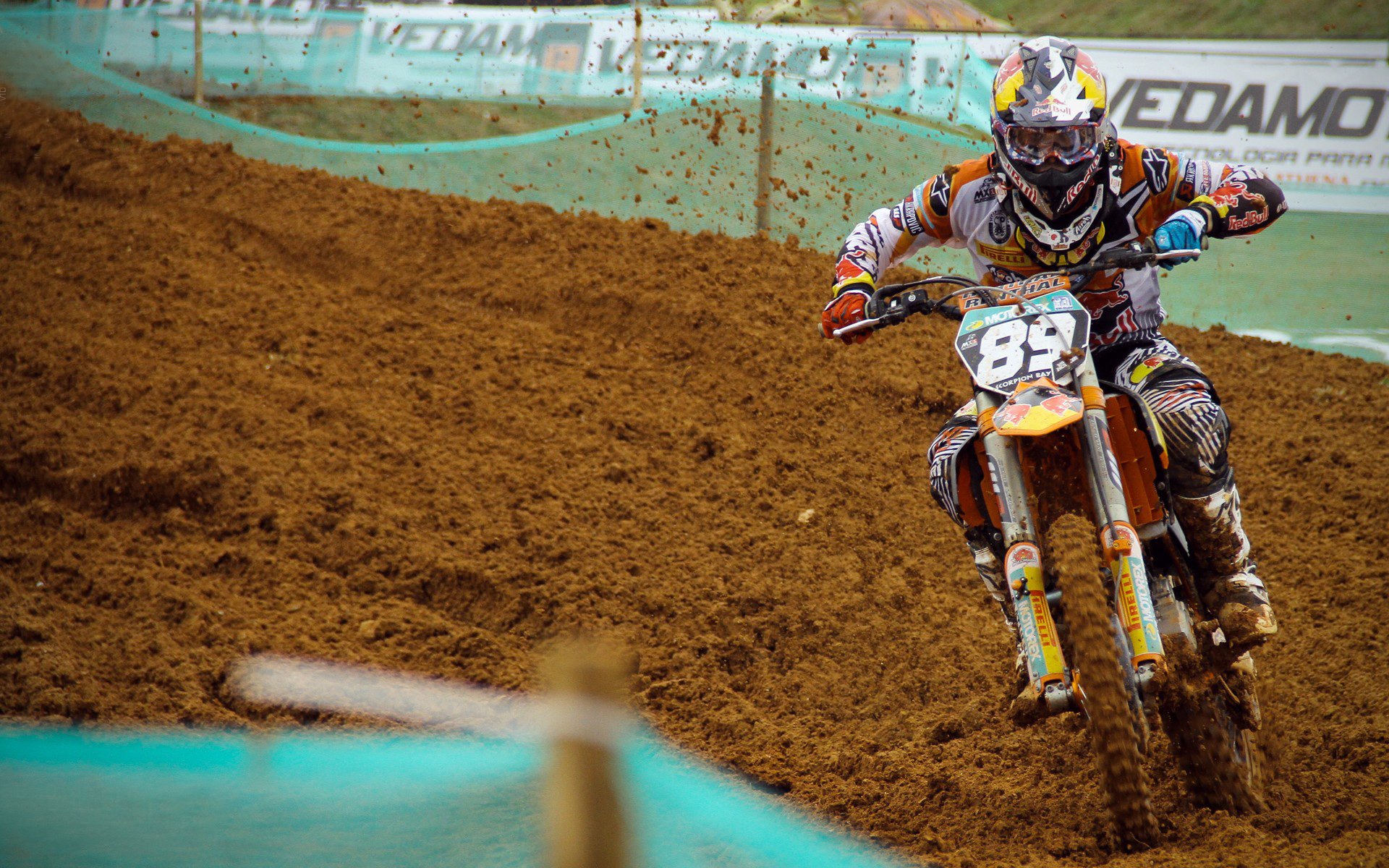 坎特铁血封喉，苏格兰逆转里昂书写绿茵传奇