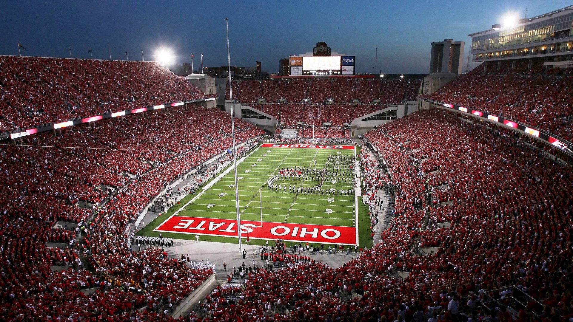 伦纳德铁壁锁死开拓者，掘金速胜彰显冠军相